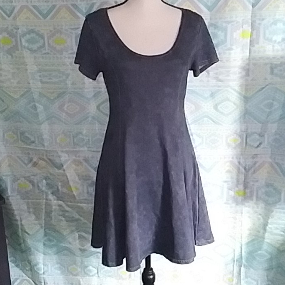 Forever 21 Large Solid Grey Casual Dress